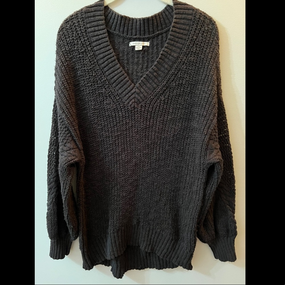 American Eagle Chunky Knit V-Neck Sweater, SZ: Large